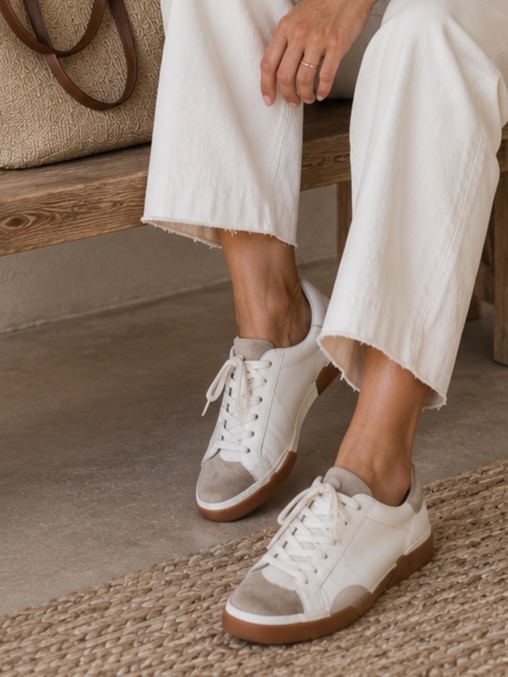 Dolce Vita Zina Leather Sneakers White Taupe Lace Up Size 6.5 EUC